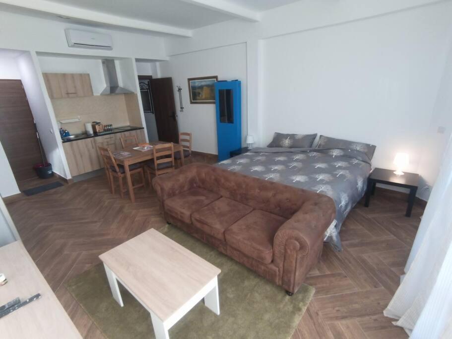 Mini Loft Daire Becerril de la Sierra Dış mekan fotoğraf